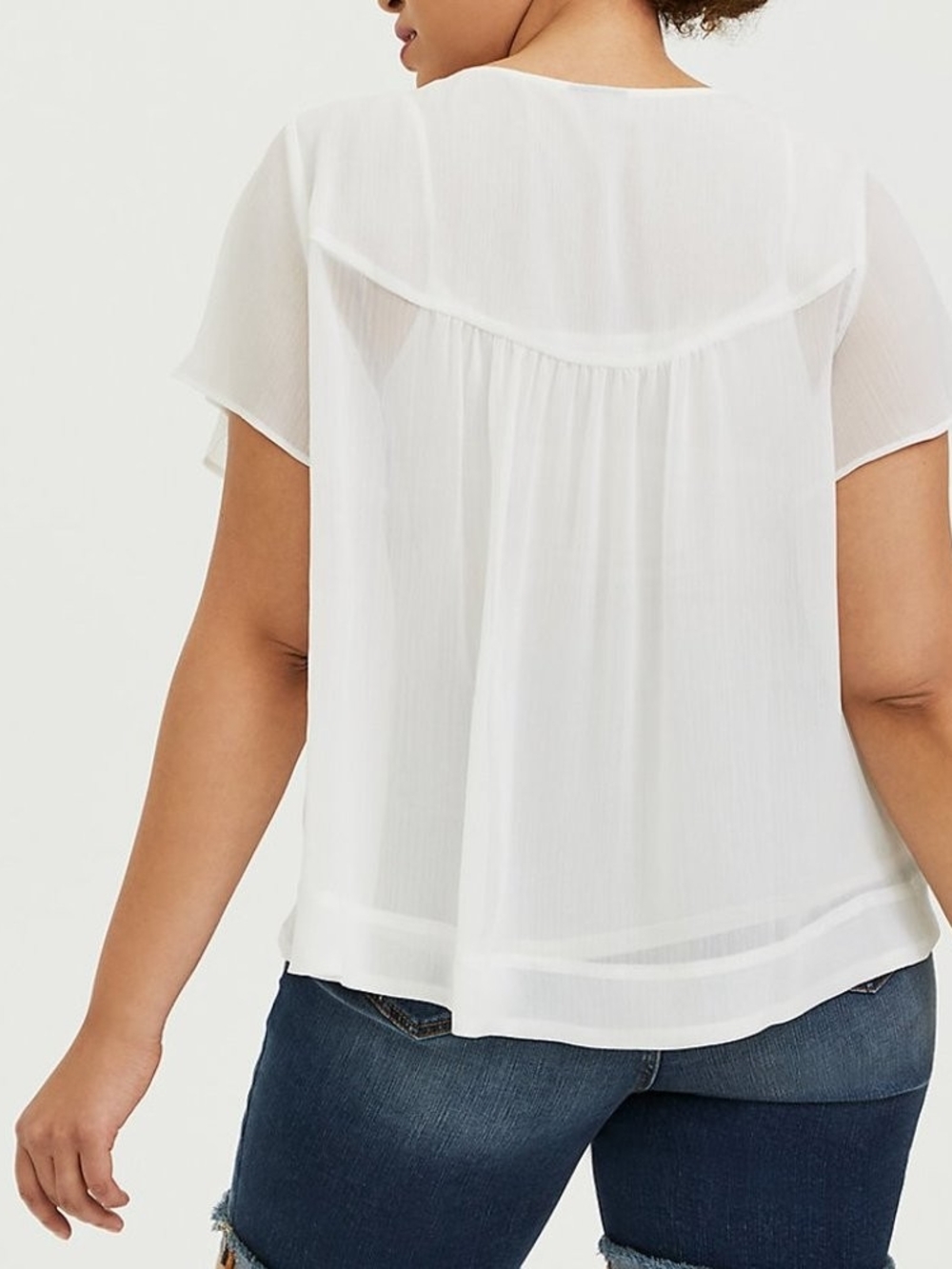 torrid Size 0 White Sheer Embroidered Yoke Flutter Sleeve Top - Picture 7 of 8